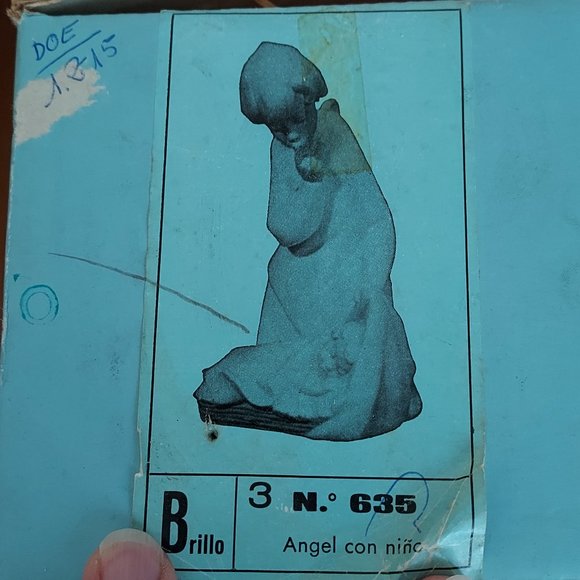 LLADRO Guardian Angel with Baby Jesus #635 - Picture 13 of 16